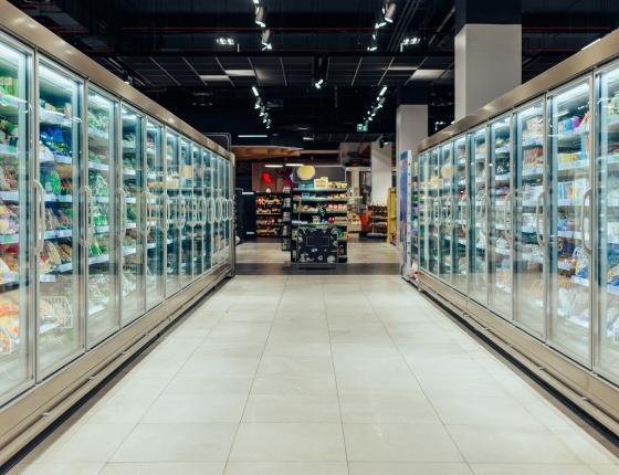 grocery store refrigerated aisle